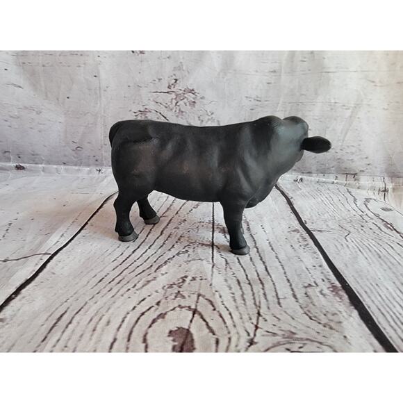 Terra by Battat Farm Animal Black Angus Bull Cow Toy PVC Rubber Realistic Figure - Picture 4 of 7